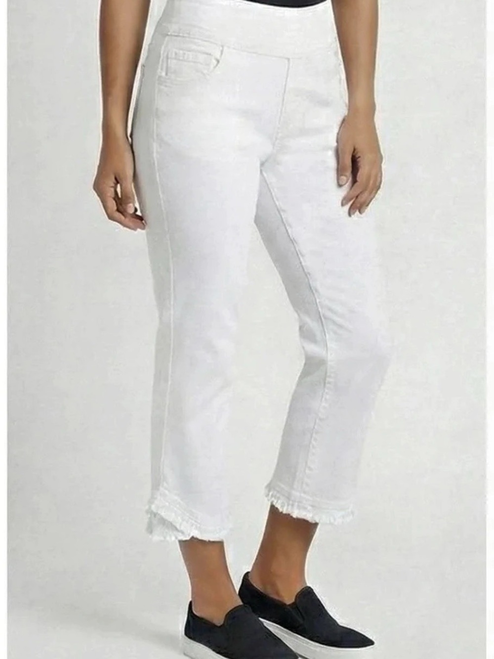 Ethyl White Cropped Jeans New
